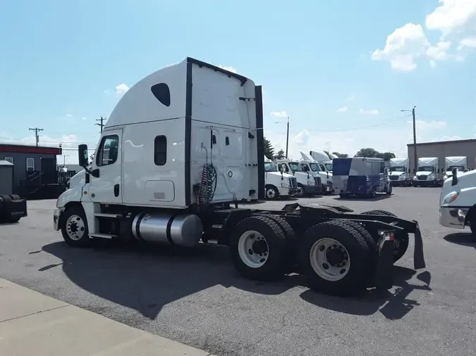 2020 FREIGHTLINER CASCADIA 125