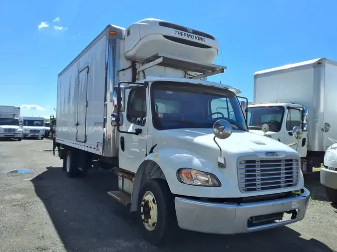 2017 FREIGHTLINER M2 106