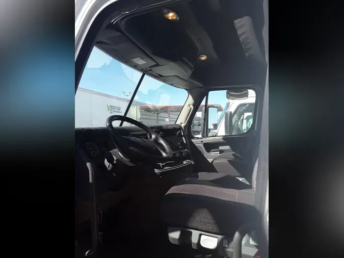 2019 FREIGHTLINER/MERCEDES CASCADIA 125