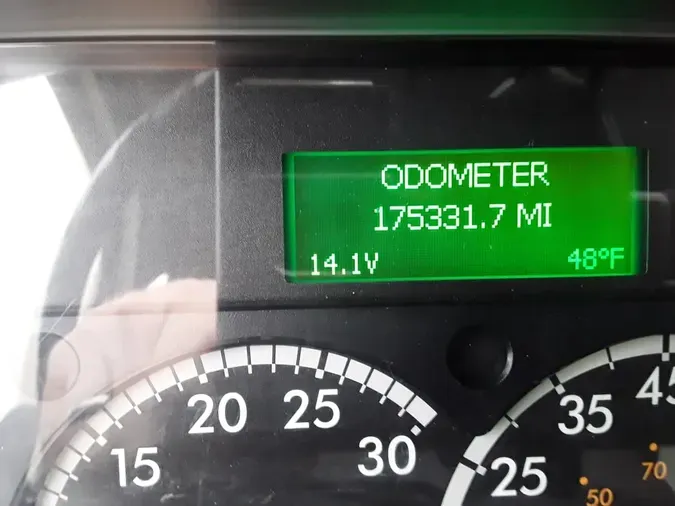 2020 FREIGHTLINER/MERCEDES M2 106