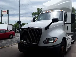 2022 NAVISTAR INTERNATIONAL LT625 DAYCAB T/A