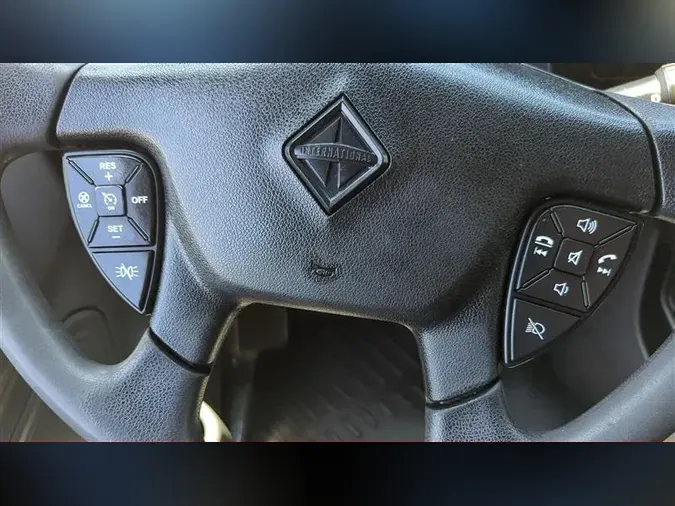 2022 INTERNATIONAL LT625