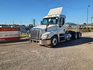 2018 FREIGHTLINER/MERCEDES CASCADIA 125