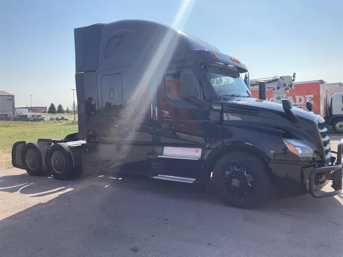 2022 Freightliner New Cascadia