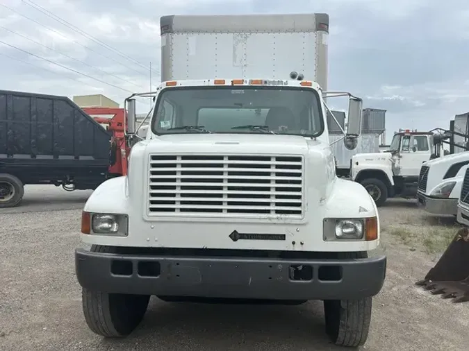 2001 INTERNATIONAL 4900