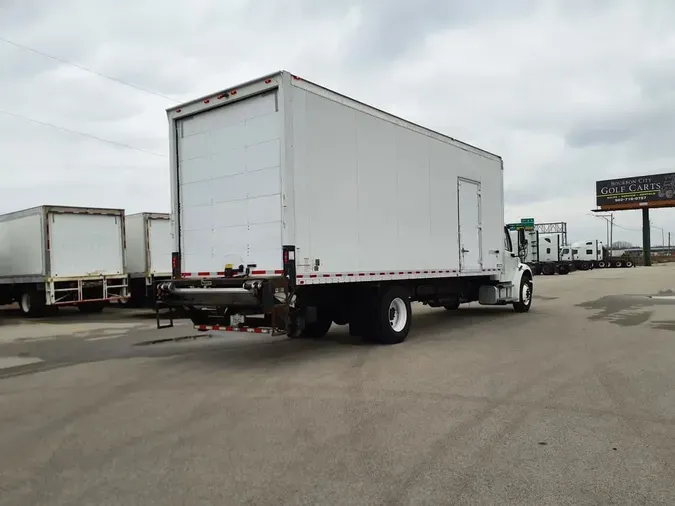 2017 FREIGHTLINER/MERCEDES M2 106