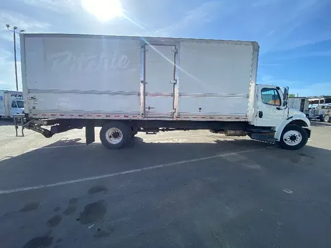 2018 Freightliner M2