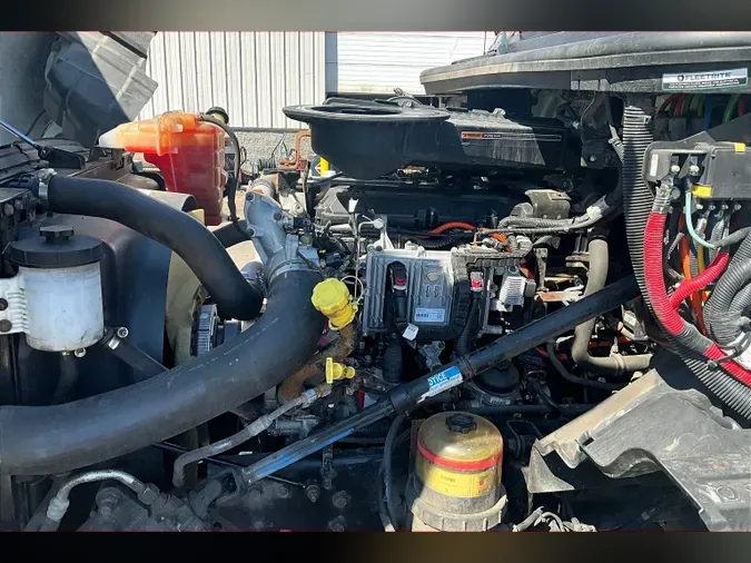 2019 INT LT625 6x4