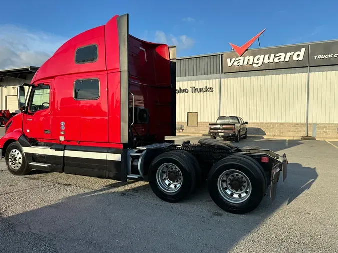 2019 Volvo VNL64T860