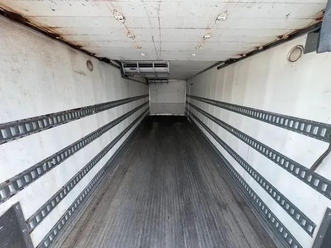 2018 FREIGHTLINER M2 106