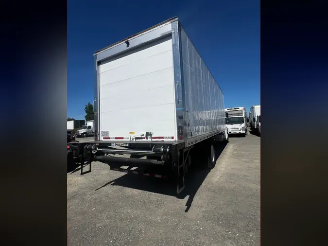 2018 FREIGHTLINER M2 106