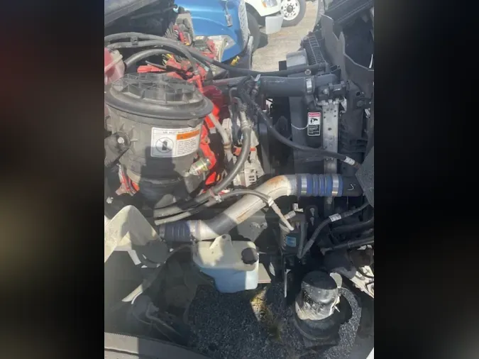 2021 FREIGHTLINER/MERCEDES M2 106