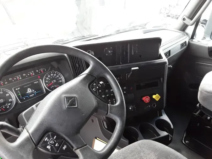 2019 NAVISTAR INTERNATIONAL LT625 SLPR CAB