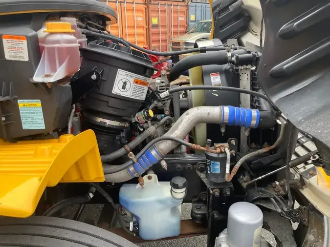 2021 FREIGHTLINER/MERCEDES M2 1068f0c7740cace017d2cfadfe6fc56f68e