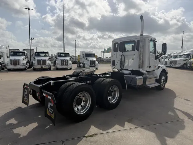 2021 Peterbilt 5798f0e373889de7e47228d1271b9a3f259