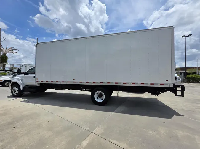 2025 Ford F-750