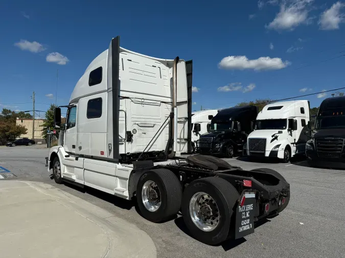 2014 Volvo VNL64T780