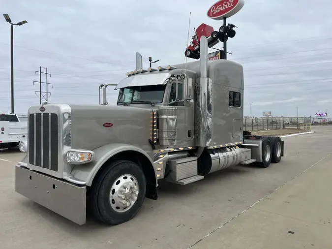 2024 Peterbilt 389