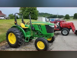 2015 John Deere 5065E