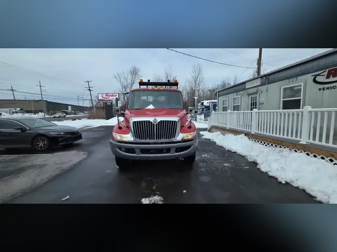 2020 NAVISTAR INTERNATIONAL MV607 (4X2)