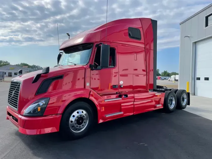 2017 Volvo VNL6708f1e65fef4a4fae3432dd6d7c2ecbb7c