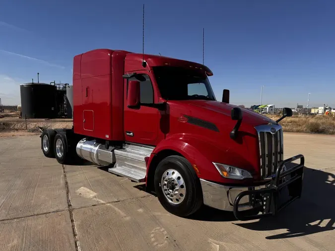 2022 Peterbilt 579