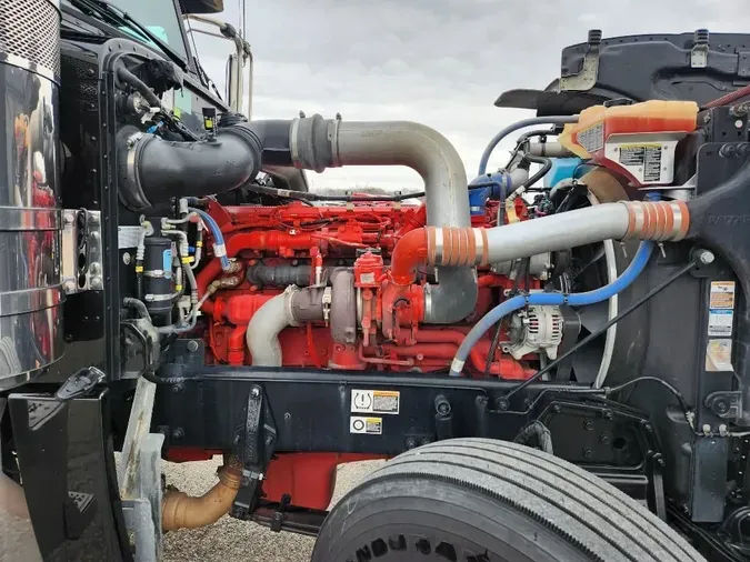 2022 PETERBILT 389