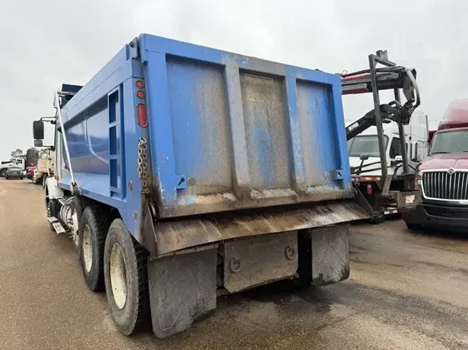 2007 VOLVO VNM64T200