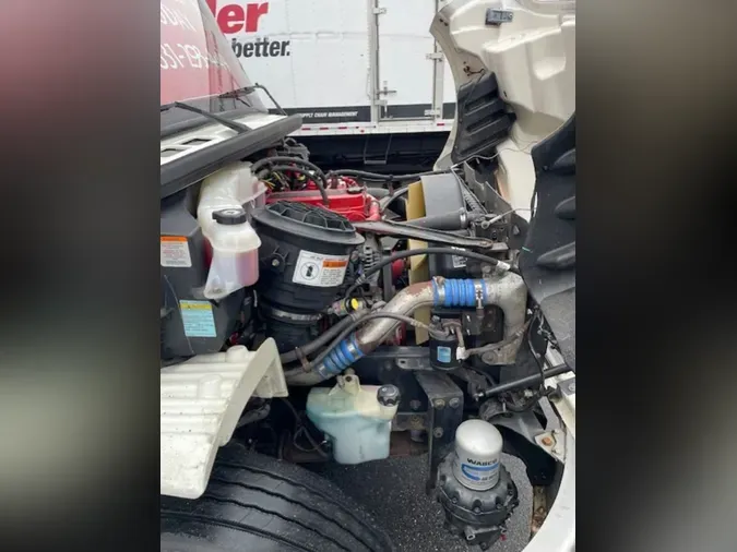 2018 FREIGHTLINER/MERCEDES M2 1068f245d9353908770c55fbf8306b144f7