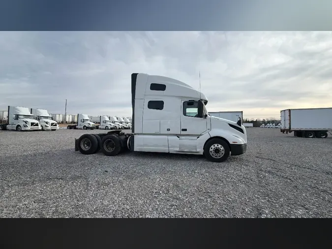 2020 Volvo VNL 760