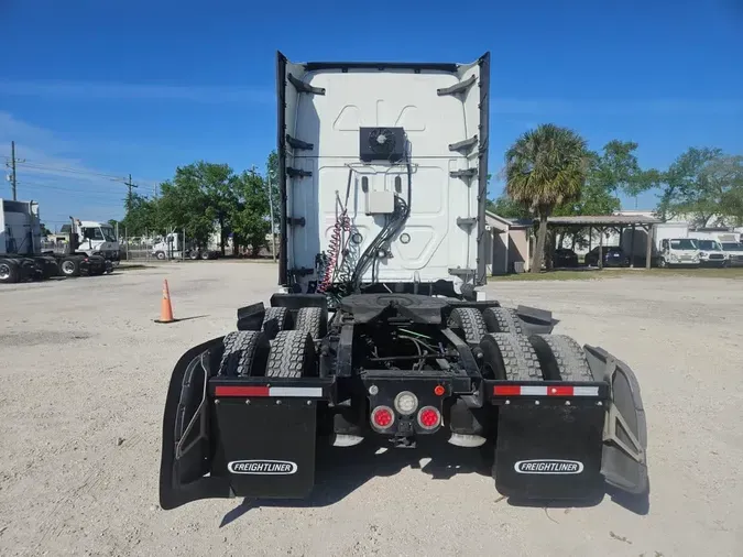 2020 FREIGHTLINER/MERCEDES NEW CASCADIA PX12664