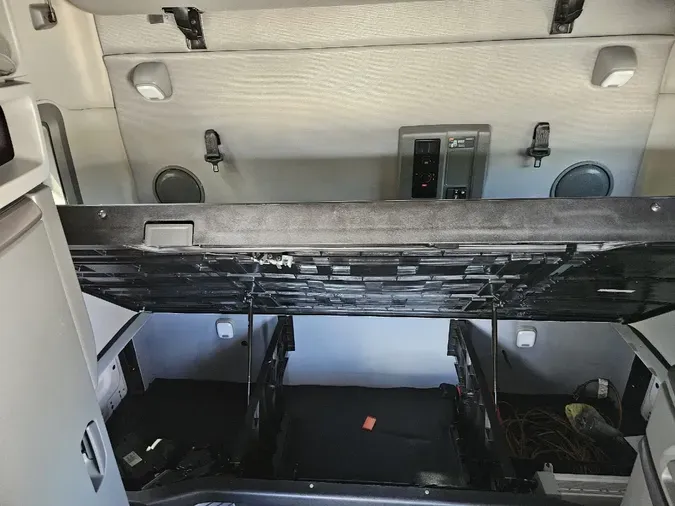 2024 VOLVO VNL64T760