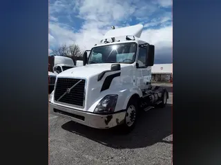 2016 Volvo VNL42TRACTOR