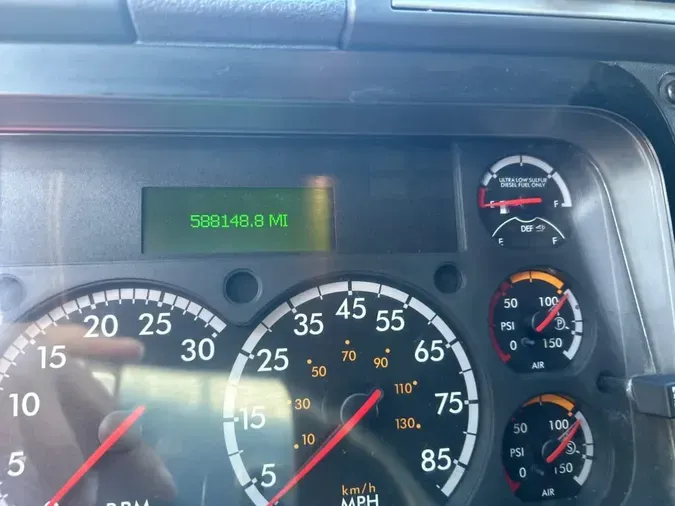 2018 FREIGHTLINER/MERCEDES CASCADIA 125