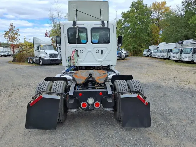 2018 FREIGHTLINER/MERCEDES CASCADIA 1138f2c7016bb4cbef801e0928785e38e1d