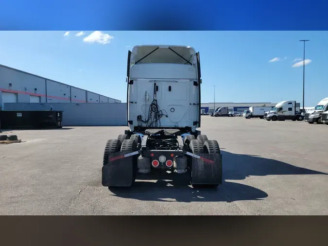 2020 Freightliner Cascadia