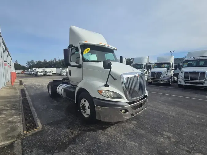 2019 NAVISTAR INTERNATIONAL RH613 DAYCAB S/A8f38aba0a67647b0884e4757040b7fd2