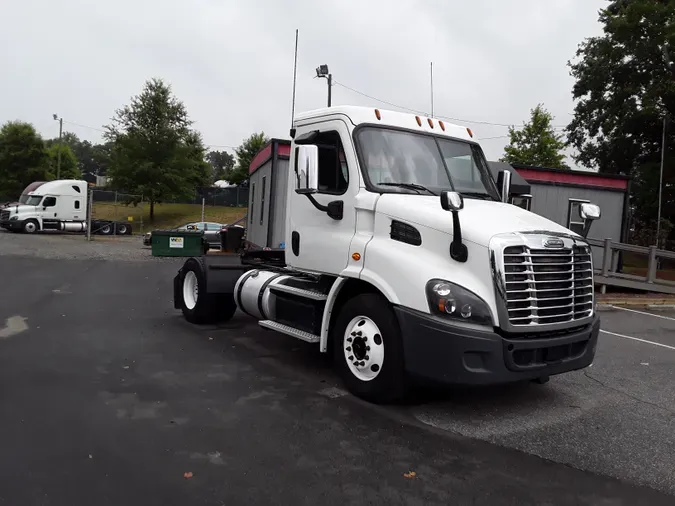 2018 FREIGHTLINER/MERCEDES CASCADIA 113