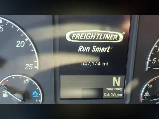 2019 FREIGHTLINER CA126