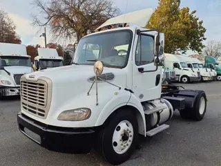 2017 FREIGHTLINER/MERCEDES M2-112