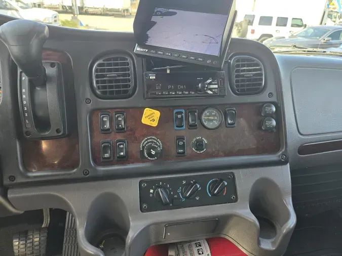 2019 Freightliner Business Class M2 106