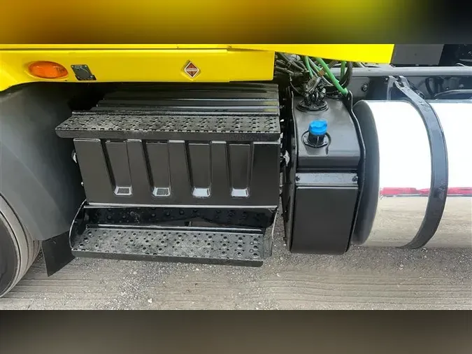 2020 INTERNATIONAL RH613
