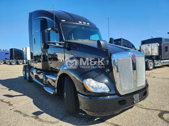 2021 KENWORTH T680