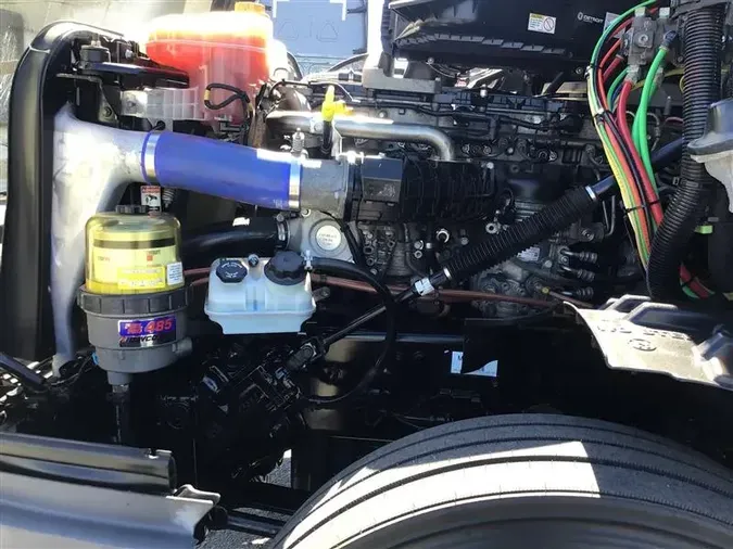2021 FREIGHTLINER CA126
