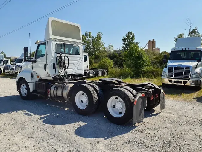2019 NAVISTAR INTERNATIONAL LT625 DAYCAB T/A