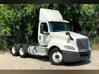 2019 INT LT625 6x4