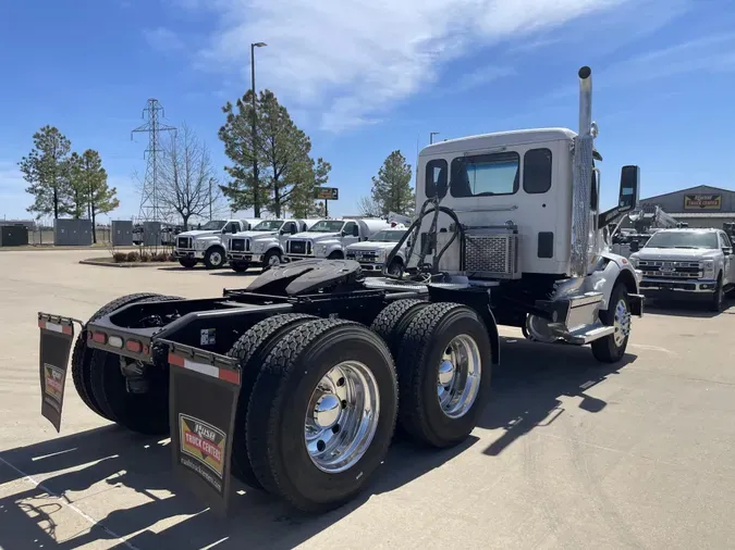 2020 Peterbilt 567