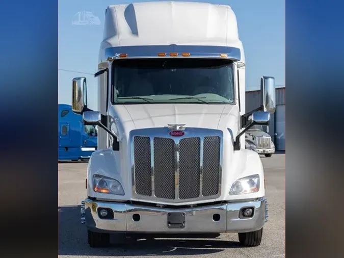 2021 PETERBILT 579