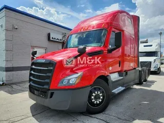 2022 FREIGHTLINER Cascadia 126