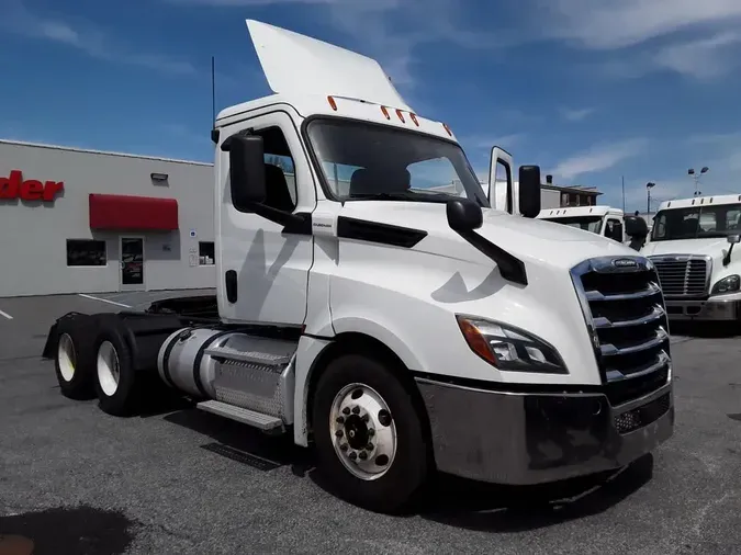2019 FREIGHTLINER/MERCEDES NEW CASCADIA PX12664